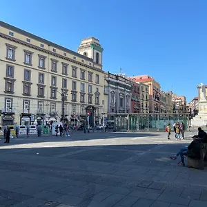 Vanzi Napoli