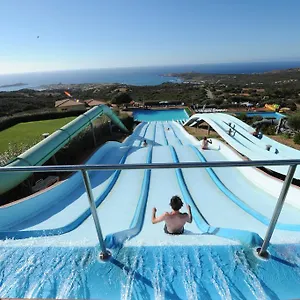 Aquafantasy 3*, Isola Rossa Italia